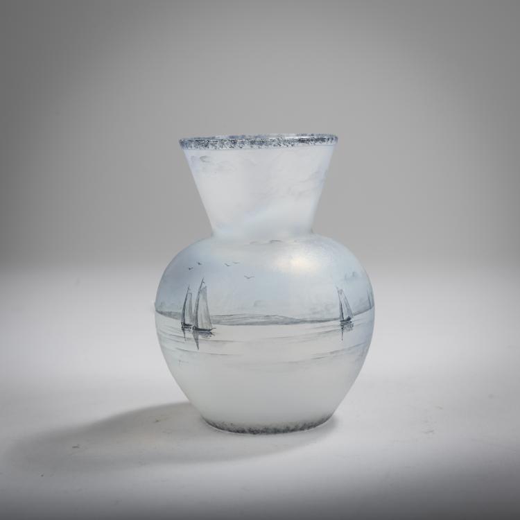 Bild 1 zu Objekt, Kleine Vase 'Delft', um 1898, Daum Fr&egrave;res, Nancy, 165B 86