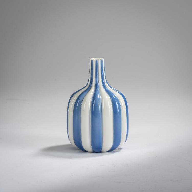 Hauptbild zu Objekt, Vase, 1924-1937, Richard Ginori; Waldershof; Haviland, Johann, 167A 90