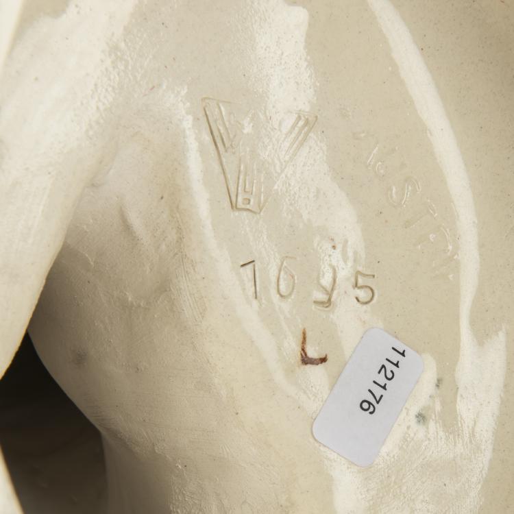 Bild 6 zu Objekt, Frau mit F&uuml;llhorn, 1920er Jahre, Wiener Kunstkeramische Werkst&auml;tte, Busch & Ludescher, 165D 573