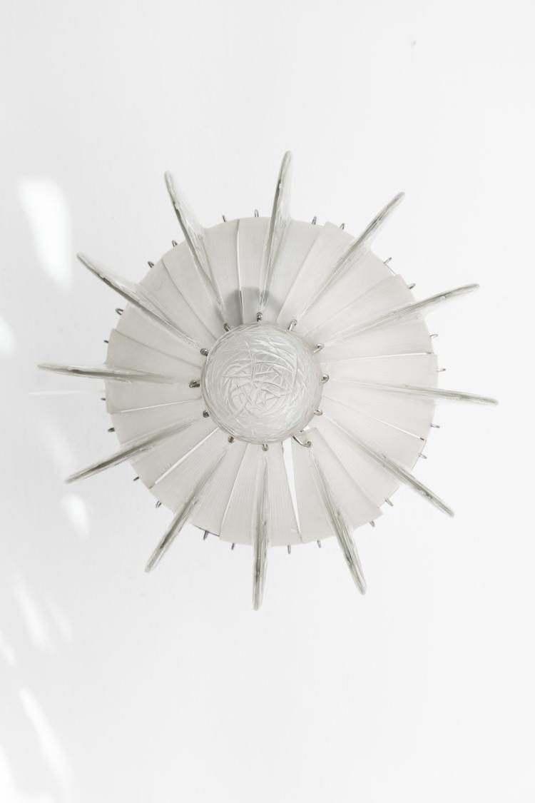 Bild 1 zu Objekt, 'Hirondelles' ceiling light, 1921, Ren&eacute; Lalique, Lalique, Ren&eacute;, Combs-la-Ville/Wingen-sur-Moder, 165A 9