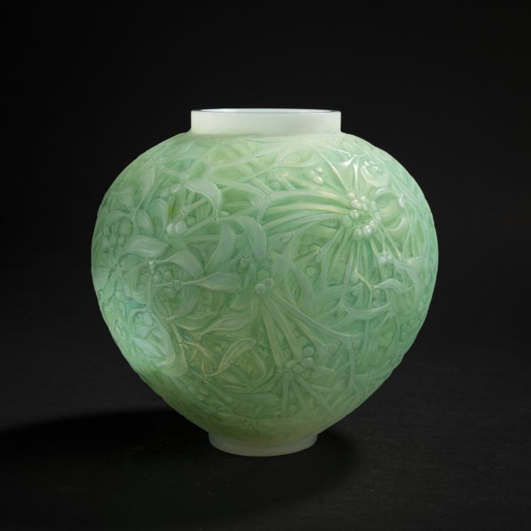 Hauptbild zu Objekt, Vase 'Gui', 1920, Ren&eacute; Lalique, Lalique, Ren&eacute;, Wingen-sur-Moder, 165A 7