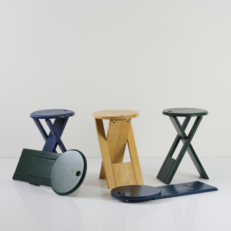 Bild 2 zu Objekt, Five 'TS' folding stools, 1970s, Roger Tallon, Sentou, Paris (zugeschrieben/attributed), 167B 569
