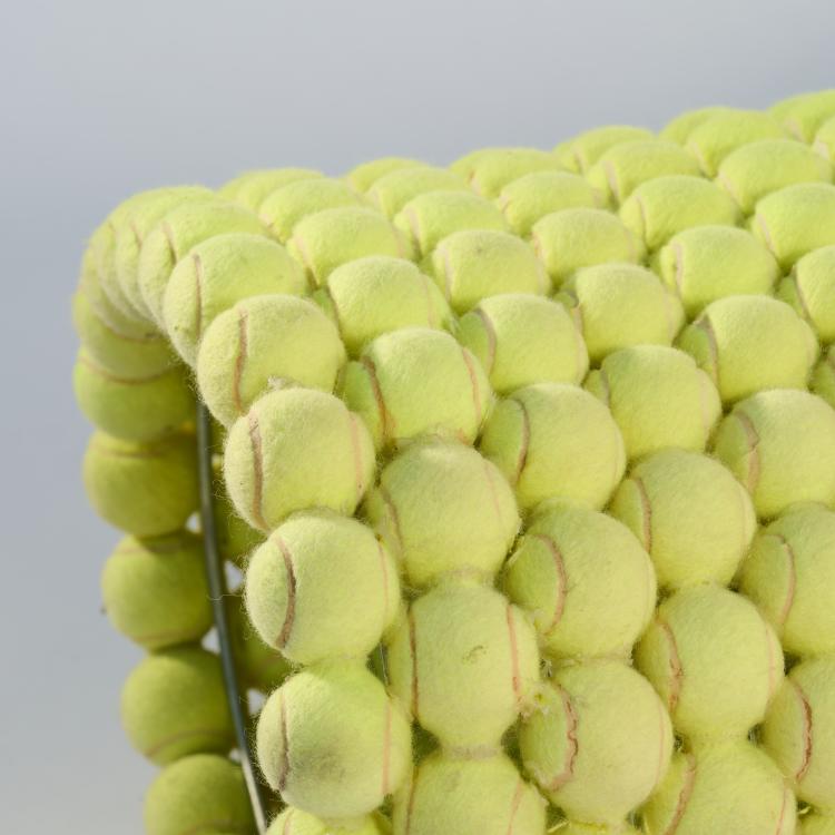 Bild 5 zu Objekt, 'Tennis ball bench' with prototype, 2004, Tejo Remy, Atelier Remy Veenhuizen, Rotterdam, 166A 179