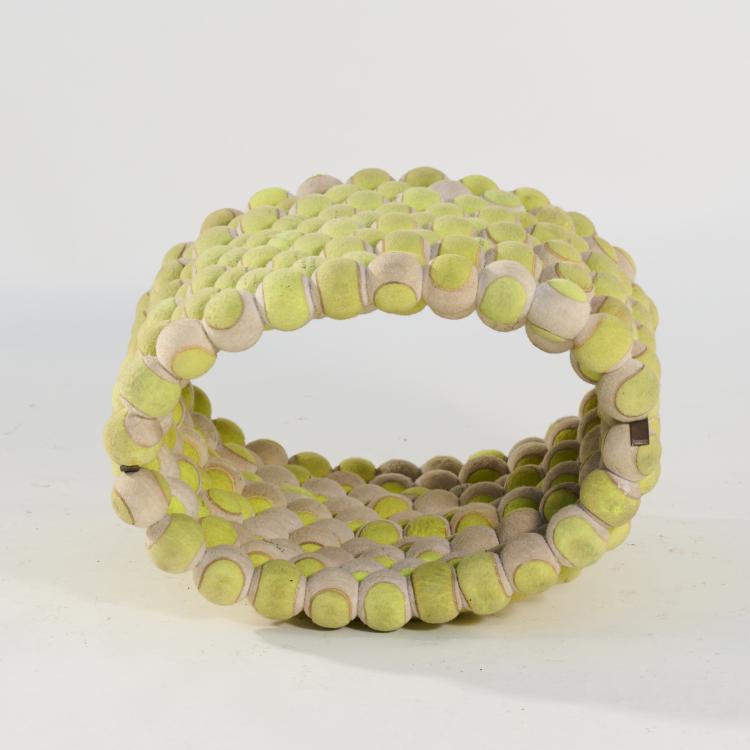 Bild 7 zu Objekt, 'Tennis ball bench' with prototype, 2004, Tejo Remy, Atelier Remy Veenhuizen, Rotterdam, 166A 179
