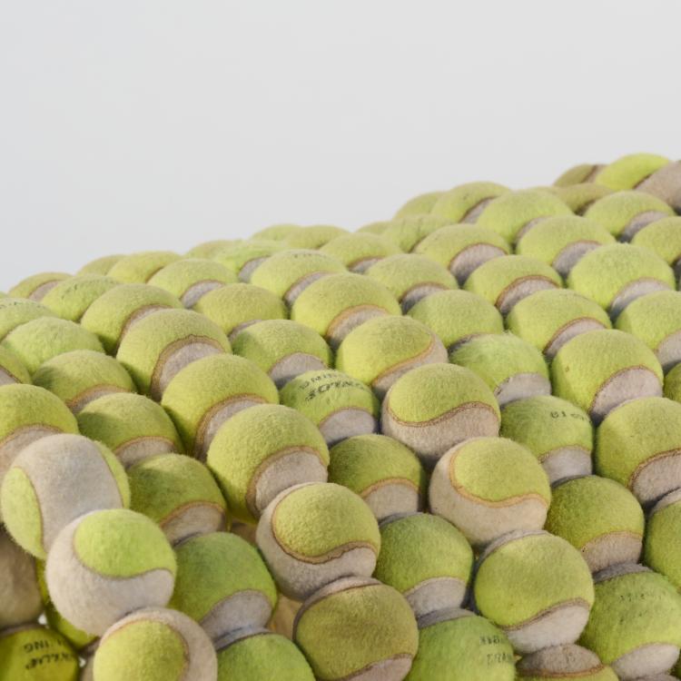 Bild 10 zu Objekt, 'Tennis ball bench' with prototype, 2004, Tejo Remy, Atelier Remy Veenhuizen, Rotterdam, 166A 179