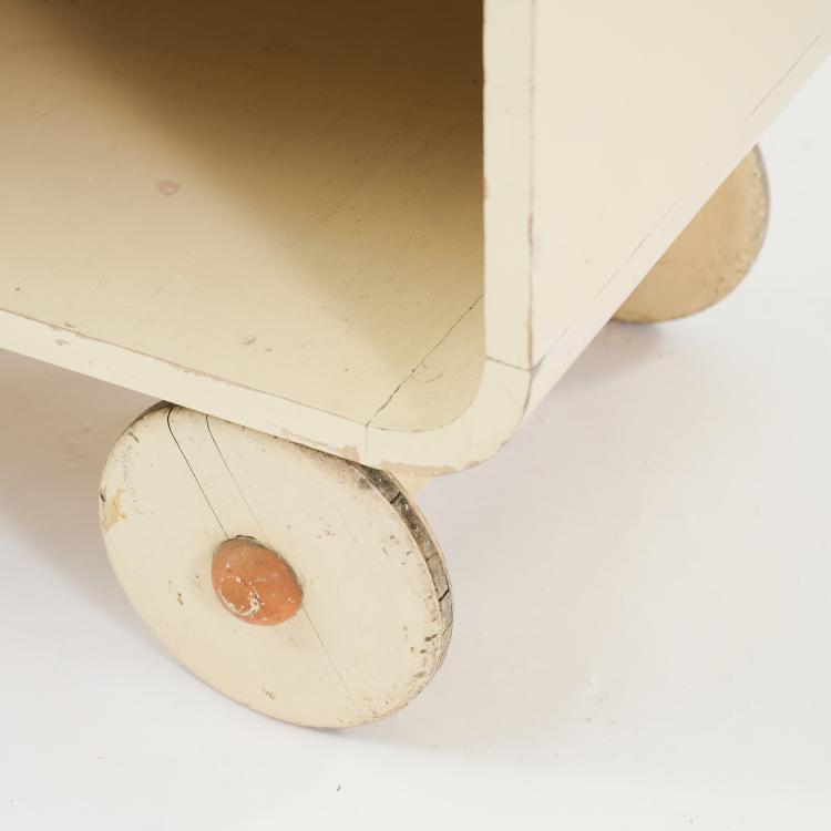 Bild 6 zu Objekt, Children's shelving unit on castors, 1930s, Niederlande, 166A 65