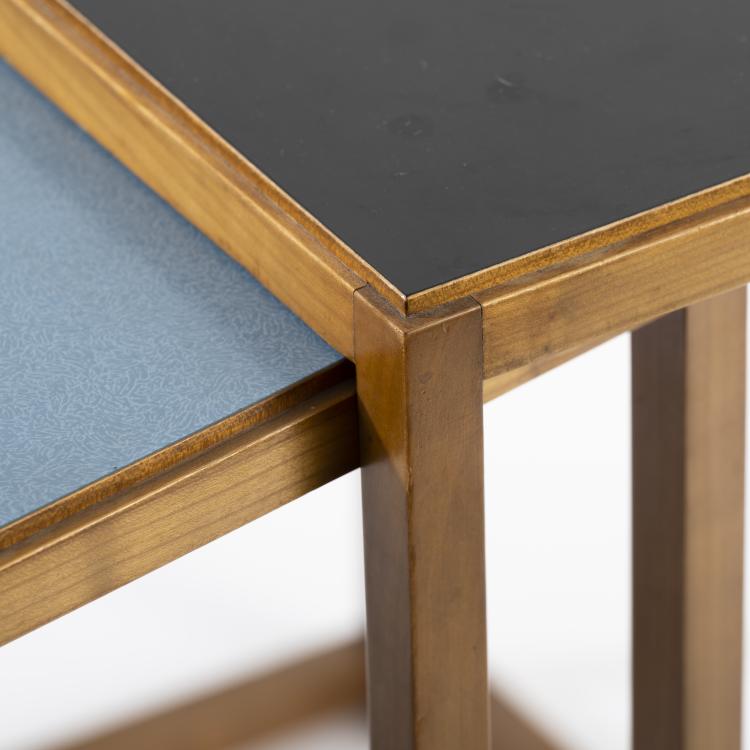 Bild 5 zu Objekt, 3 nesting tables, 1960s, Egon Eiermann, Wilde & Spieth, Esslingen (zugeschrieben/attributed), 166A 83