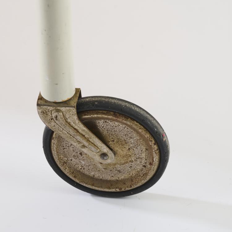 Bild 3 zu Objekt, Serving trolley, 1940s, Karl Andersson & S&ouml;ner, Huskvarna (zugeschrieben/attributed), 167B 380