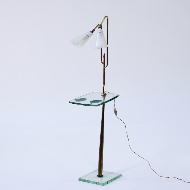 Bild 1 zu Objekt, Beleuchteter Beistelltisch mit Aschenbechern, um 1952, Fontana Arte, Mailand (zugeschrieben/attributed), 167A 27