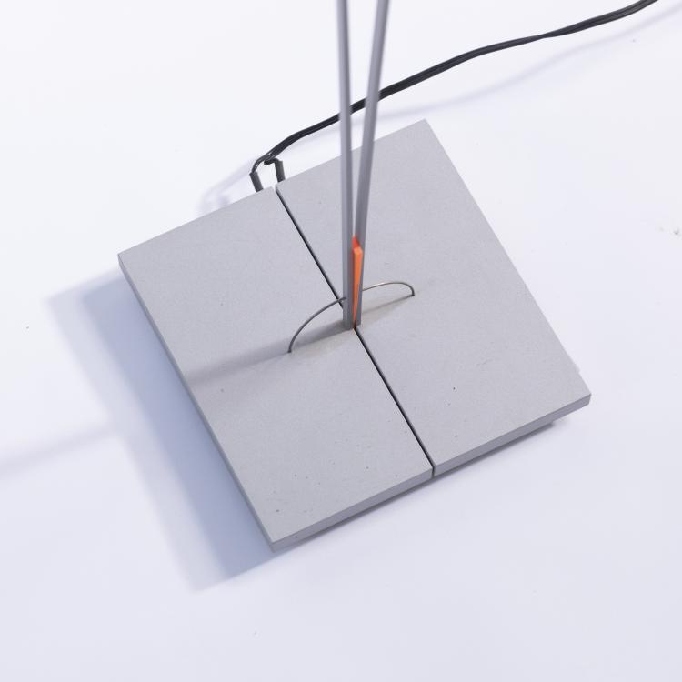 Bild 2 zu Objekt, 2 'Ilios' floorlamps, 1983, Ingo Maurer, Design M, Maurer, Ingo, M&uuml;nchen, 166A 157