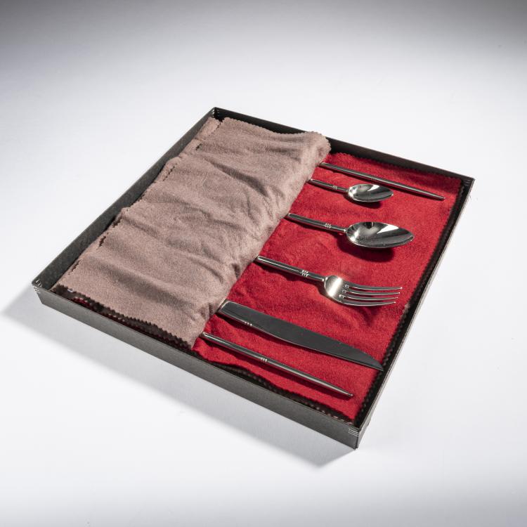 Hauptbild zu Objekt, Two 'Pointus' cutlery sets, 1986, Philippe Starck, O.W.O, Montfort-l'Amaury; Sasaki, Japan, 169A 138