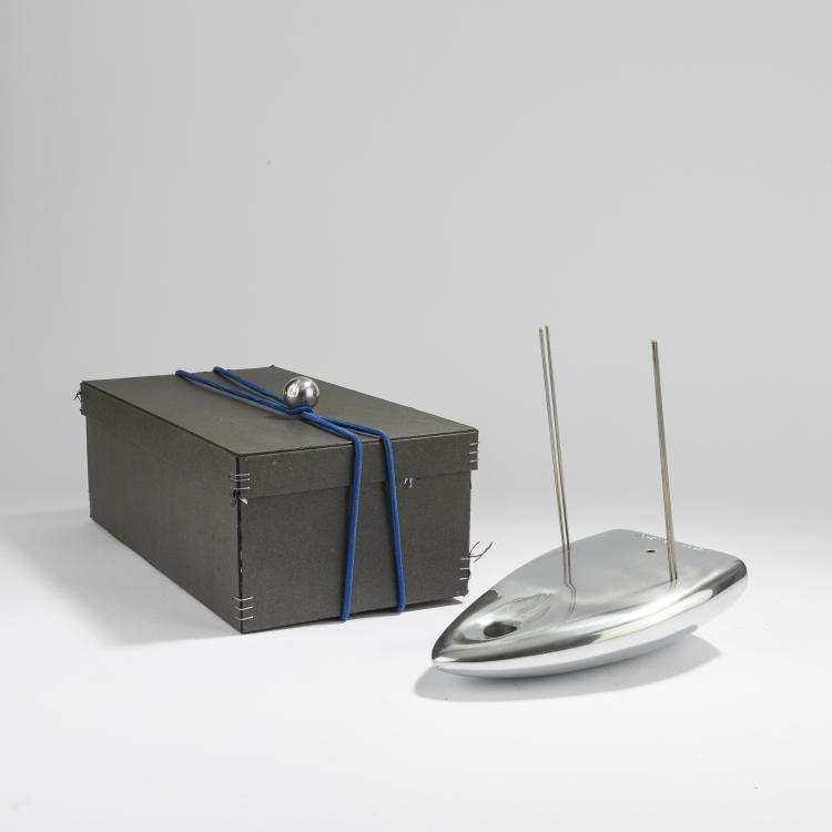 Bild 3 zu Objekt, 'Joe Raspoutine' wall candle holder , 1987, Philippe Starck, O.W.O, Montfort-l'Amaury, 169A 140