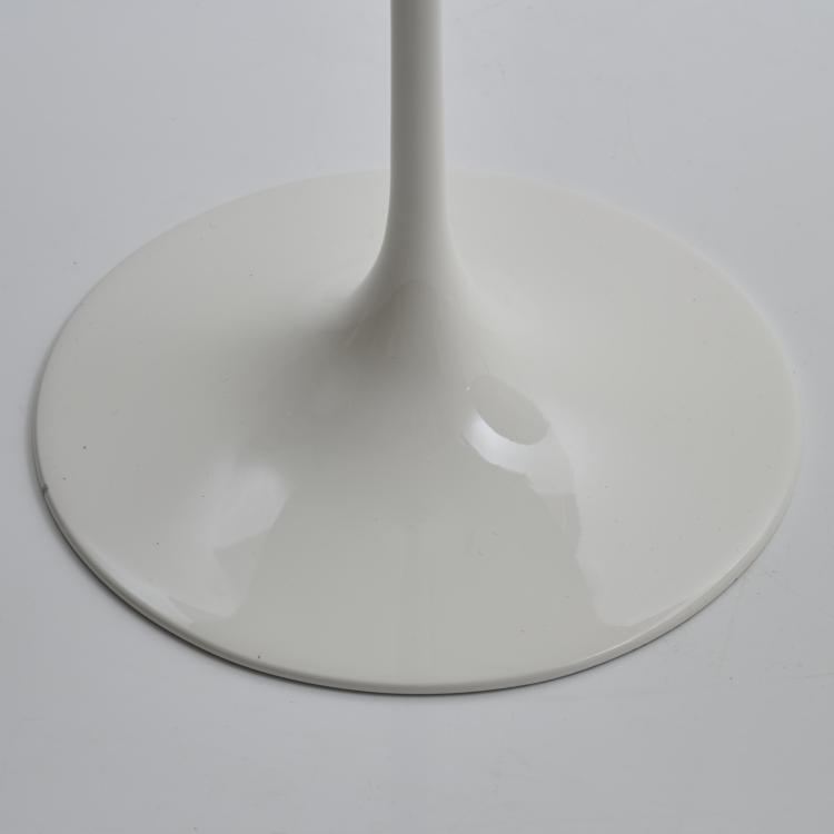 Bild 3 zu Objekt, Zwei Beistelltische 'Tulip' - '163F', 1957, Eero Saarinen, Knoll International, New York, 167B 496
