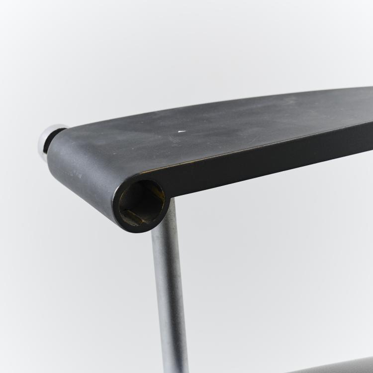 Bild 4 zu Objekt, Two 'Techno' barber chairs, 1990/91, Philippe Starck, Driade Aleph, Mailand, 167B 586