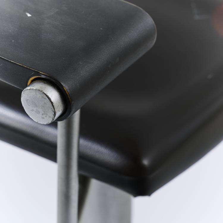 Bild 8 zu Objekt, Two 'Techno' barber chairs, 1990/91, Philippe Starck, Driade Aleph, Mailand, 167B 586