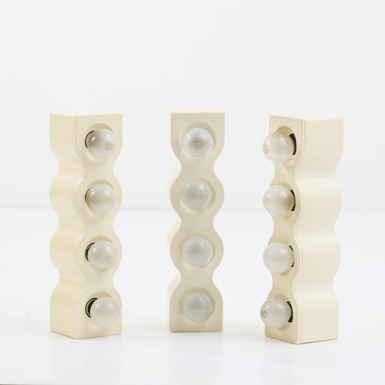 Bild 5 zu Objekt, Nine 'Sinus' wall lights, 1972, Ettore Sottsass, Stilnovo, Mailand, 167A 238