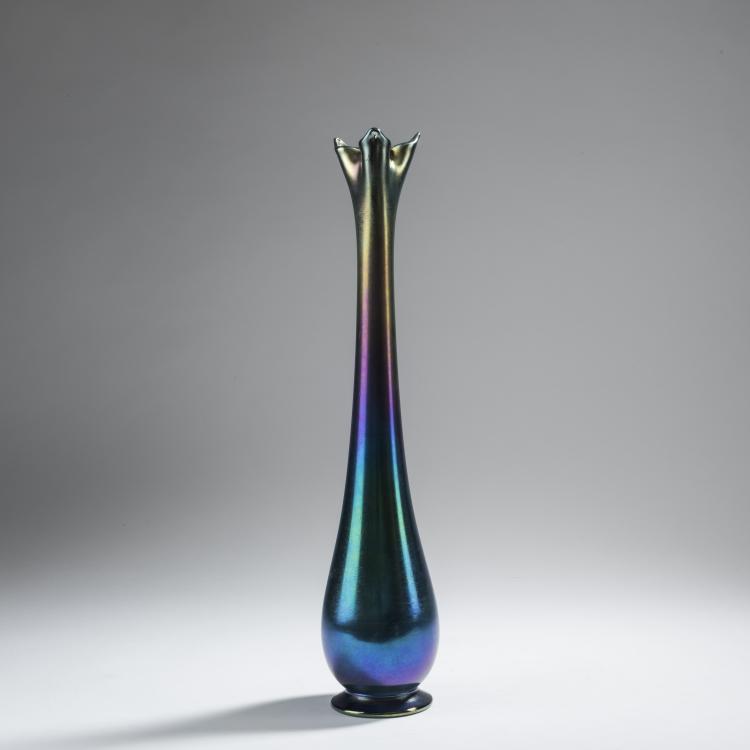 Hauptbild zu Objekt, Tall vase, 1909, Louis C. Tiffany, Tiffany, L. C., New York, 168A 321
