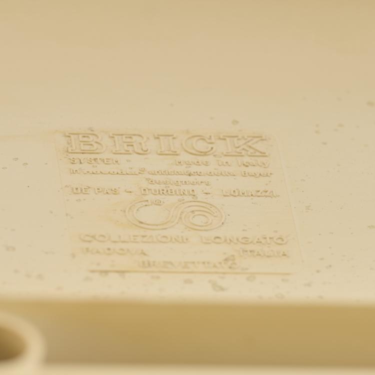 Bild 2 zu Objekt, Drei Regale aus dem modularen Regalsystem 'Brick', um 1970, Jonathan De Pas,Donato D'Urbino,Paolo Lomazzi, Collezione Longato, Padua, 167A 216