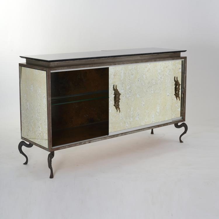 Bild 2 zu Objekt, One-off sideboard, c. 1993, Mark Brazier-Jones, Brazier-Jones, Mark, Buckland, Buntingford, 167B 598
