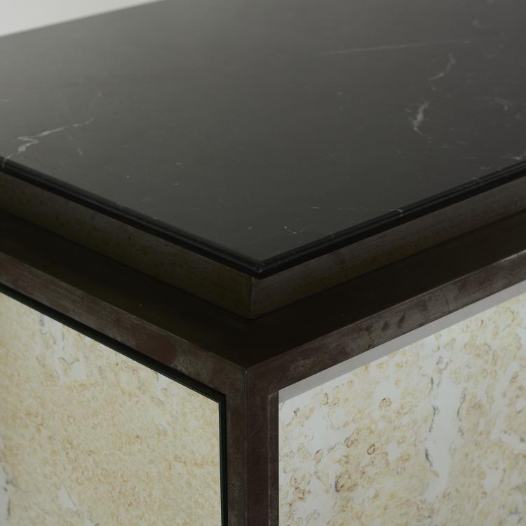 Bild 6 zu Objekt, One-off sideboard, c. 1993, Mark Brazier-Jones, Brazier-Jones, Mark, Buckland, Buntingford, 167B 598