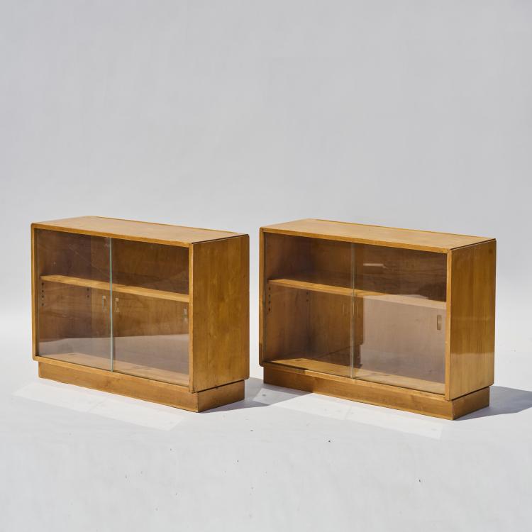 Bild 1 zu Objekt, Zwei kleine Standregale, um 1936, Alvar Aalto, Finmar, Finnland, 170B 397