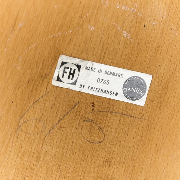 Bild 2 zu Objekt, Four 'FH 4103' chairs, 1952, Hans J. Wegner, Fritz Hansen, Aller&ouml;d/, 167B 464