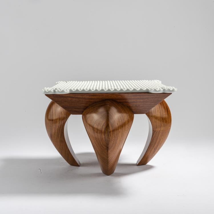 Hauptbild zu Objekt, 'Bloch' top tray/shelf, c. 1989, Bořek &Scaron;&iacute;pek, Driade, Caorso; Koninklijke Porceleyne Fles, Delft, 169A 53