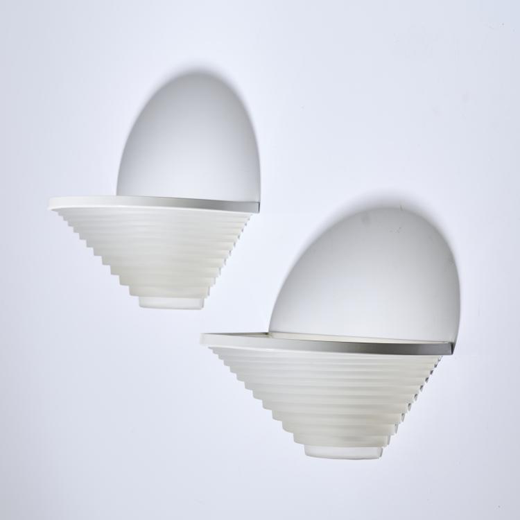 Hauptbild zu Objekt, Two 'Egisto 38 parete' wall lights, 1985, Angelo Mangiarotti, Artemide, Mailand, 167A 298