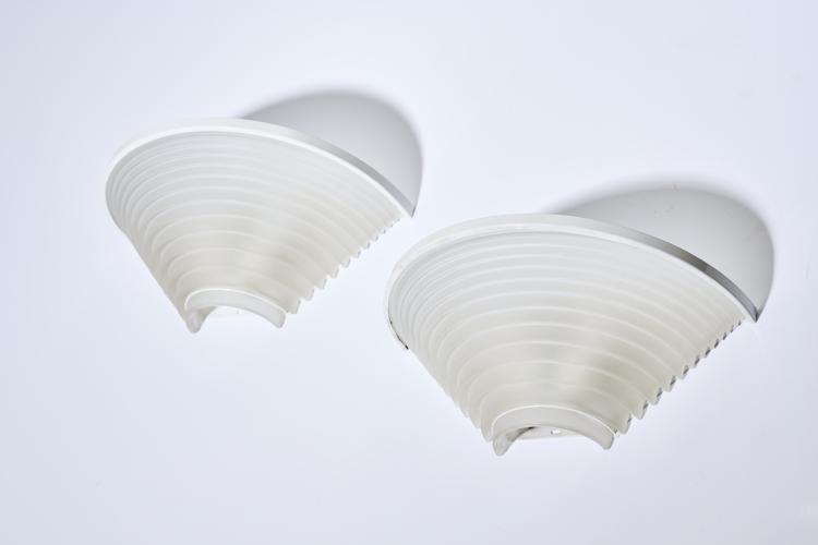 Bild 2 zu Objekt, Two 'Egisto 38 parete' wall lights, 1985, Angelo Mangiarotti, Artemide, Mailand, 167A 298