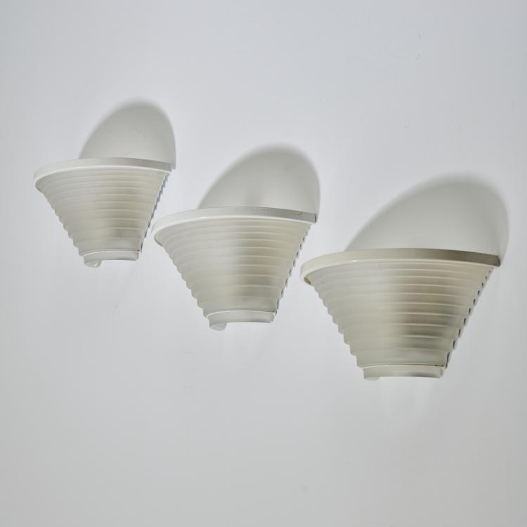 Hauptbild zu Objekt, Three 'Egisto 28 parete' wall lights, 1985, Angelo Mangiarotti, Artemide, Mailand, 167A 299