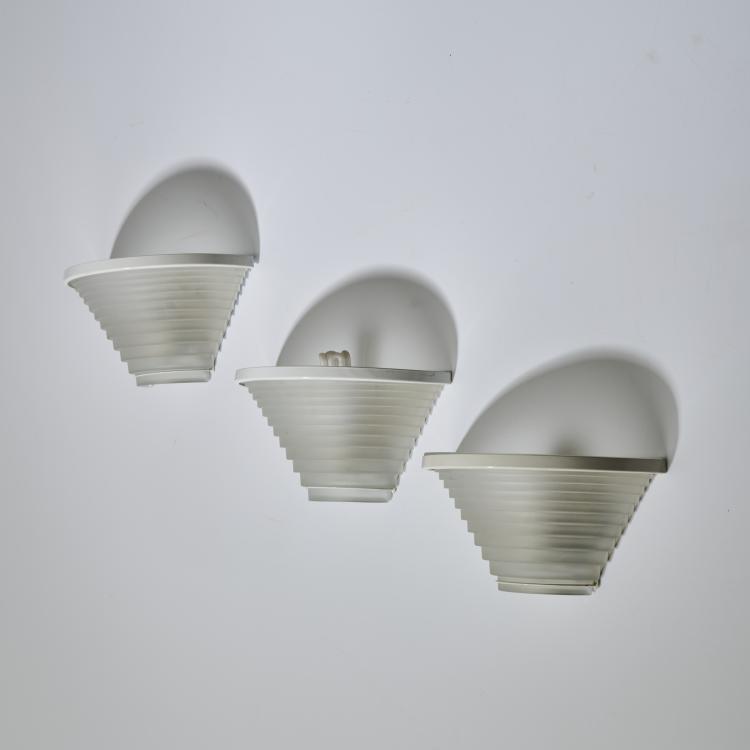Bild 2 zu Objekt, Three 'Egisto 28 parete' wall lights, 1985, Angelo Mangiarotti, Artemide, Mailand, 167A 299