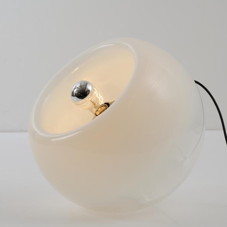 Bild 3 zu Objekt, 'Vacuna' table light, 1968, Eleonore Peduzzi Riva, Artemide, Mailand, 167A 204