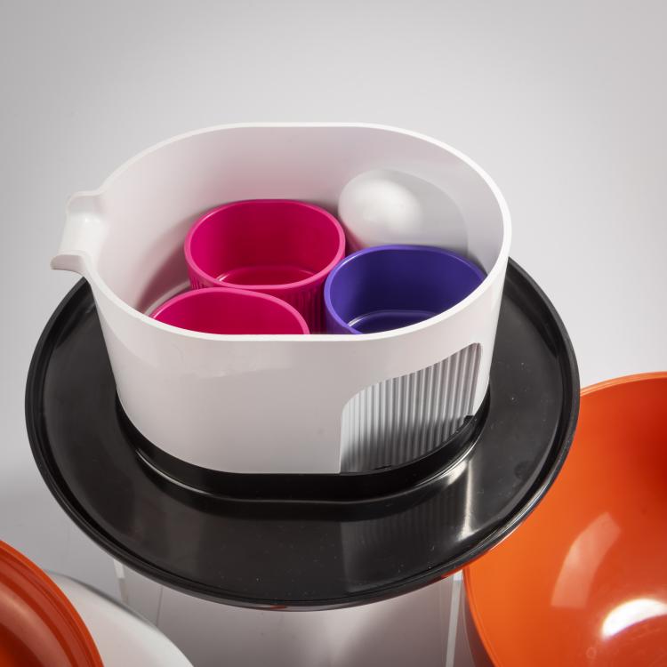 Bild 3 zu Objekt, Picknick-Geschirr 'La Bomba', 1972, Helen von Boch,Federigo Fabbrini, Villeroy & Boch, Mettlach, 167B 554