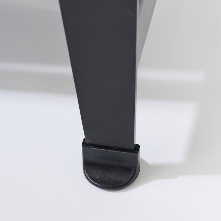 Bild 1 zu Objekt, 'LC 4' lounger, 1928, Pierre Jeanneret,Charlotte Perriand,Le Corbusier Charles-&Eacute;douard Jeanneret-Gris, Cassina, Mailand, 167B 359