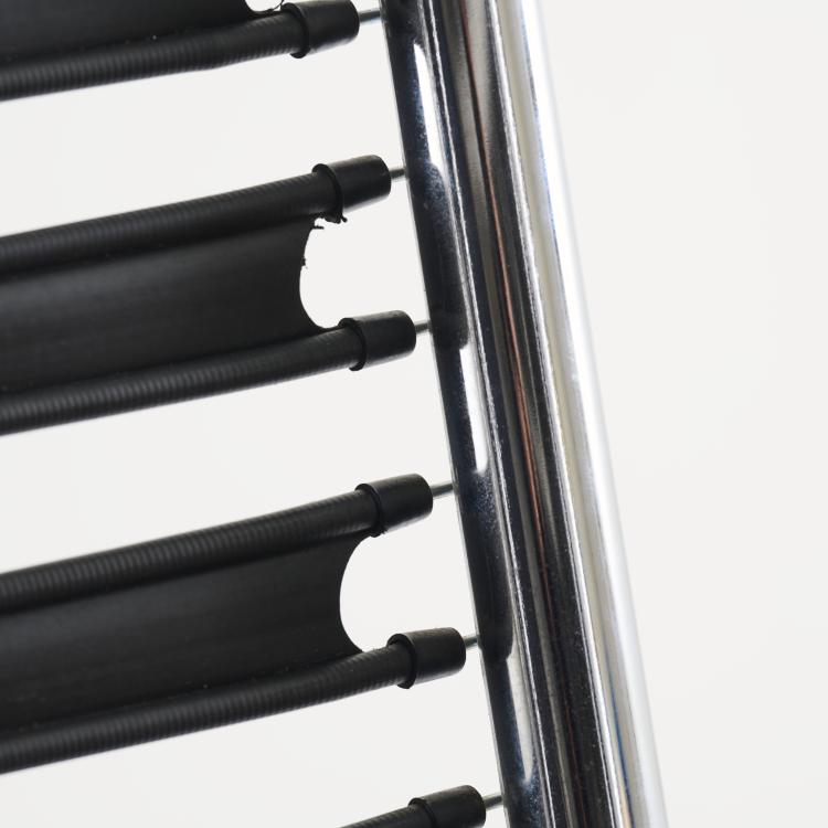 Bild 3 zu Objekt, 'LC 4' lounger, 1928, Pierre Jeanneret,Charlotte Perriand,Le Corbusier Charles-&Eacute;douard Jeanneret-Gris, Cassina, Mailand, 167B 359