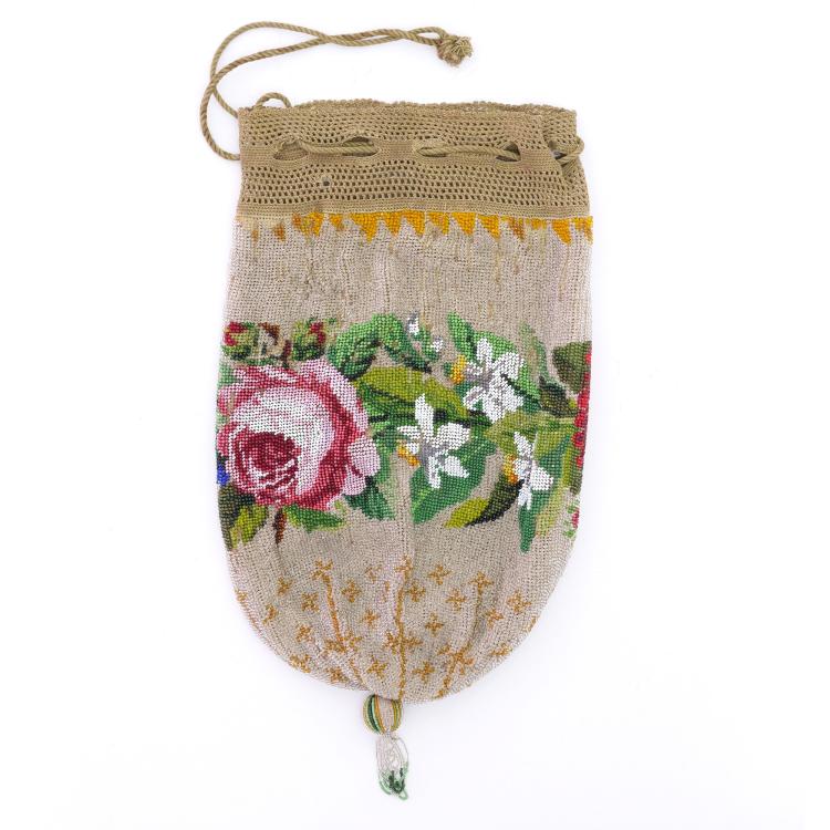Bild 1 zu Objekt, Perlbeutel mit Blumenbord&uuml;re, 2. H&auml;lfte 19. Jh., 167O 75