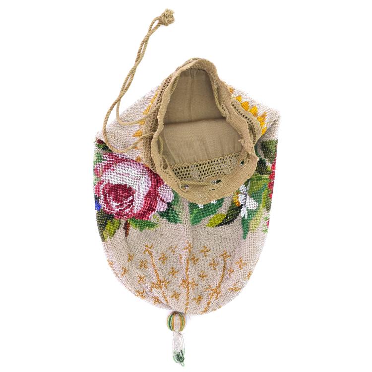 Bild 2 zu Objekt, Perlbeutel mit Blumenbord&uuml;re, 2. H&auml;lfte 19. Jh., 167O 75