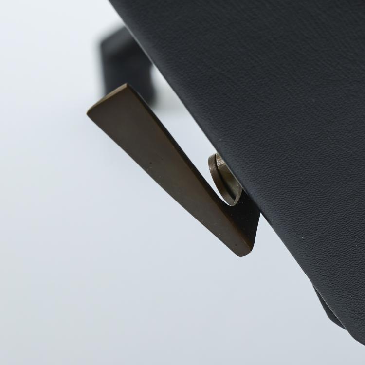 Bild 10 zu Objekt, Sessel 'P40', 1955, Osvaldo Borsani, Tecno, Mailand, 167A 37