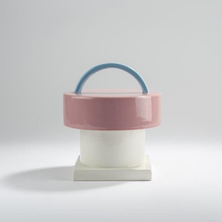Hauptbild zu Objekt, Lidded box from the 'Hollywood Collection' series, c. 1990, Marco Zanini, Flavia, Montelupo; Bitossi, Montelupo, 167A 101