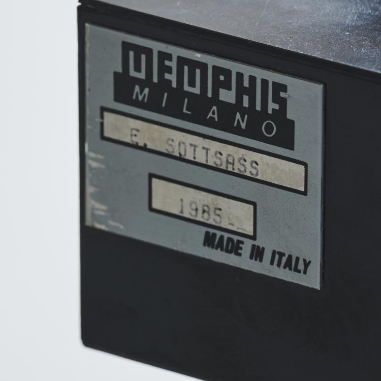 Bild 3 zu Objekt, 'Freemont' sideboard, 1985, Ettore Sottsass, Memphis, Mailand, 167A 311