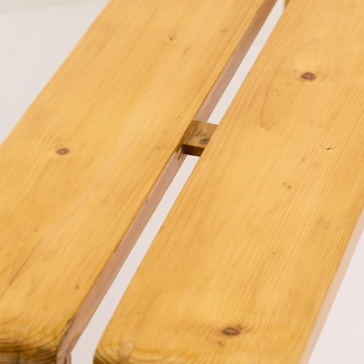 Bild 3 zu Objekt, Zwei B&auml;nke 'Les Arcs', um 1968, Charlotte Perriand, Frankreich, 167B 538