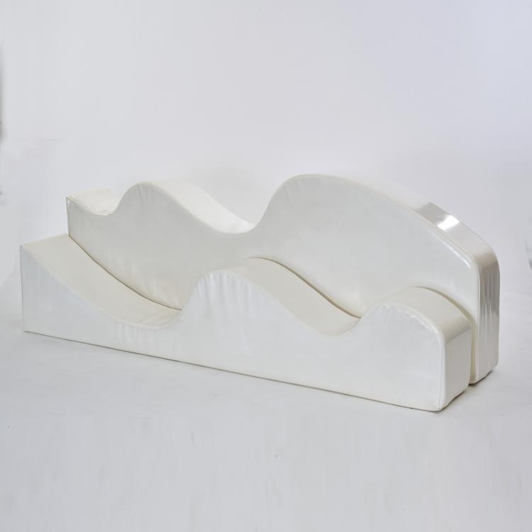 Bild 7 zu Objekt, 'Superonda' seating object, 1966, Gruppo Archizoom,Andrea Branzi,Paolo Deganello,Gilberto Corretti,,Massimo Morrozzi,Dario Bartolini,Lucia Bartolini, Poltronova, Pistoia, 167A 233