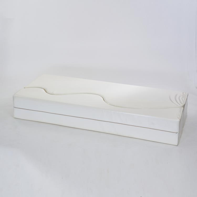 Bild 8 zu Objekt, 'Superonda' seating object, 1966, Gruppo Archizoom,Andrea Branzi,Paolo Deganello,Gilberto Corretti,,Massimo Morrozzi,Dario Bartolini,Lucia Bartolini, Poltronova, Pistoia, 167A 233