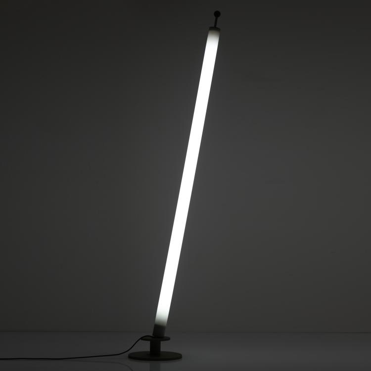 Bild 1 zu Objekt, 'Tube' floor light, 1997/1998, Christian Deuber, Palluco, Rom, 167A 316