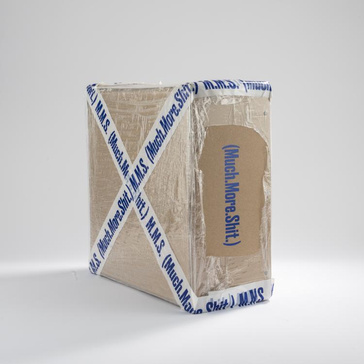 Bild 1 zu Objekt, Multiple Box 'M.M.S (Much.More.Shit)', 2021, Daniel Buren,Jenny Holzer,Katharina Grosse, Creator Projects, Copenhagen, 169E 949