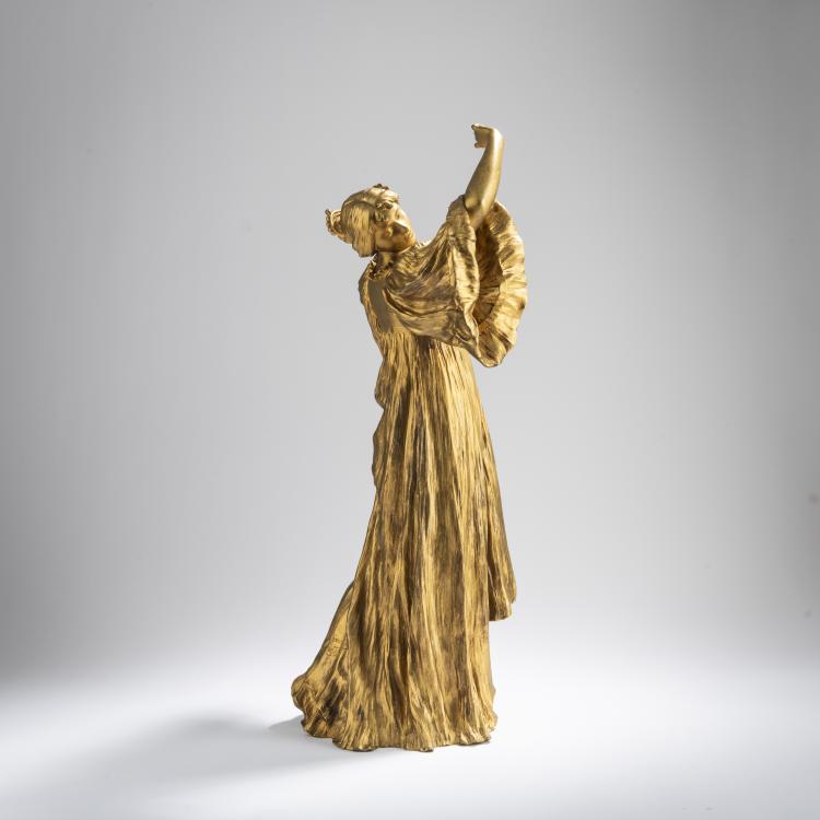 Bild 1 zu Objekt, 'Danseuse &agrave; la Marguerite' from the 'le Jeu de l'Echarpe' centerpiece, 1898, Agathon L&eacute;onard, Susse Fr&egrave;res, Paris, 168B 343