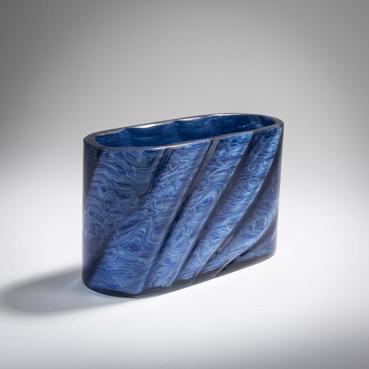 Hauptbild zu Objekt, 'Melusin' bowl, c. 1905, L&ouml;tz Wwe., Klosterm&uuml;hle, 168A 286