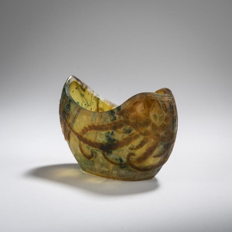 Bild 2 zu Objekt, 'Marine' bowl, c. 1904, Emile Gall&eacute;, Gall&eacute;, Nancy, 168A 140
