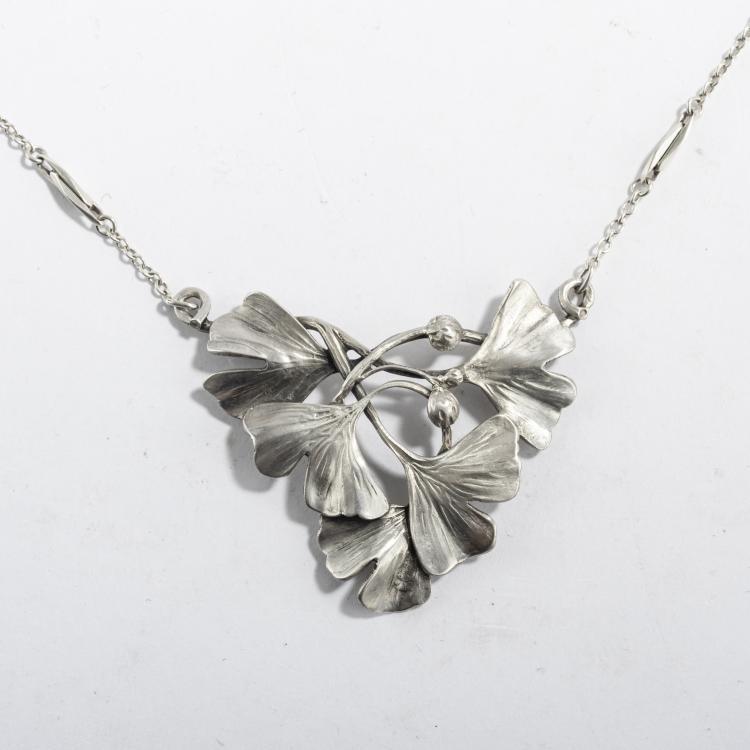 Hauptbild zu Objekt, Collier 'Gingko', um 1900, Edouard-Aim&eacute; Arnould, Arnould, Edouard Aim&eacute;, 168B 437
