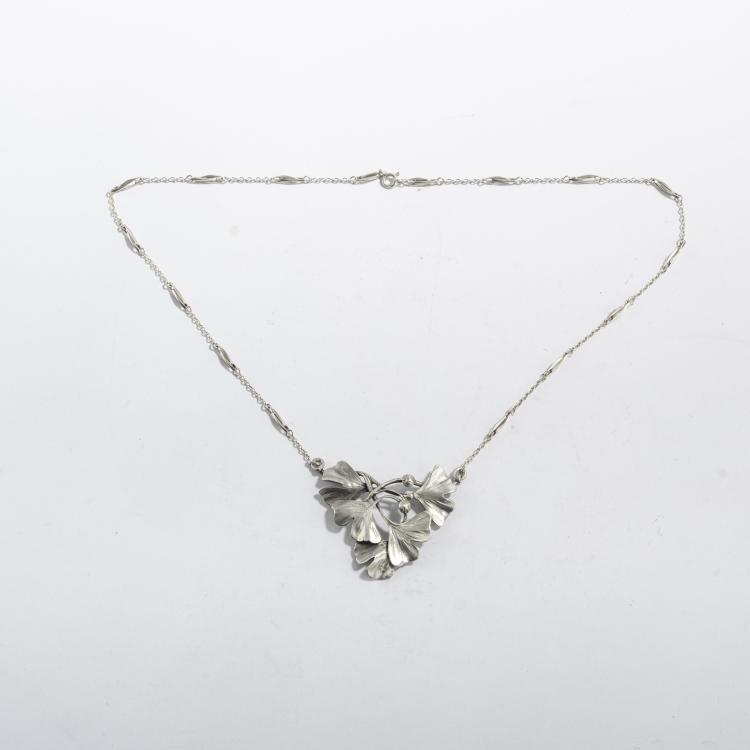 Bild 1 zu Objekt, Collier 'Gingko', um 1900, Edouard-Aim&eacute; Arnould, Arnould, Edouard Aim&eacute;, 168B 437